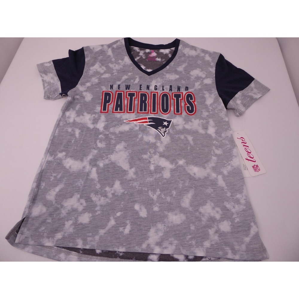 NWT NFL Teens Apparel New England‎ Patriots T Shirt Medium